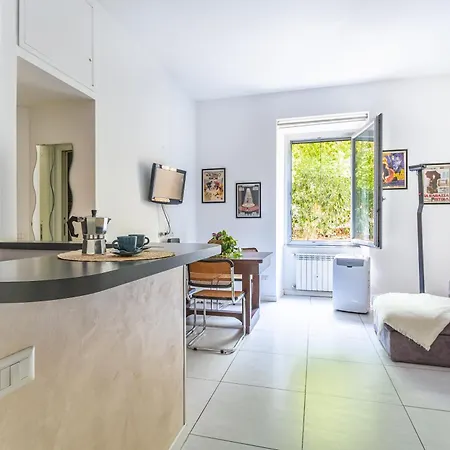 Iflat Peaceful And Intimate Refuge In Trastevere
